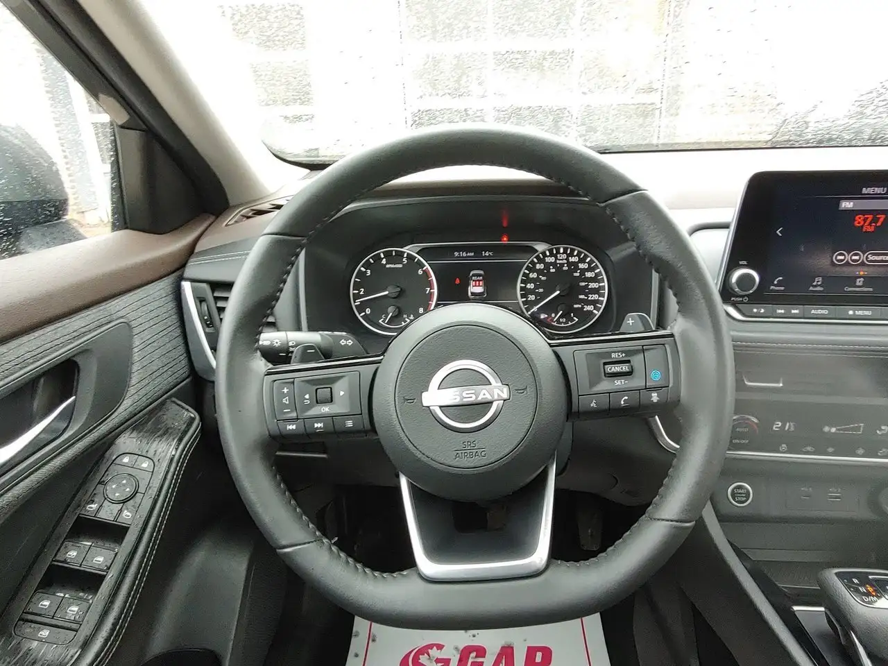 Nissan Rogue снимка Nissan Rogue
