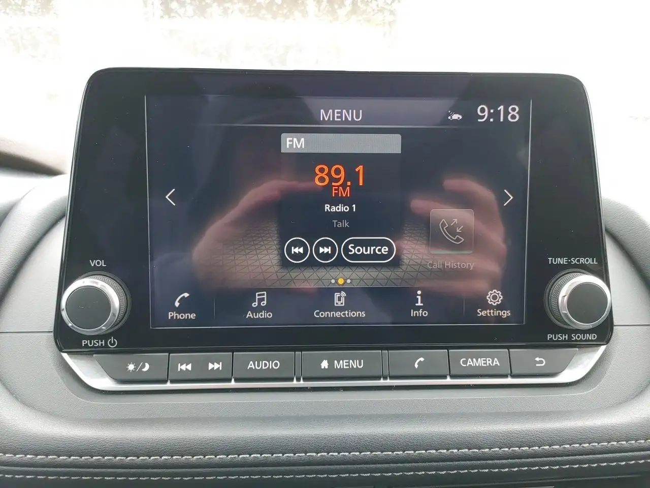 Nissan Rogue снимка Nissan Rogue