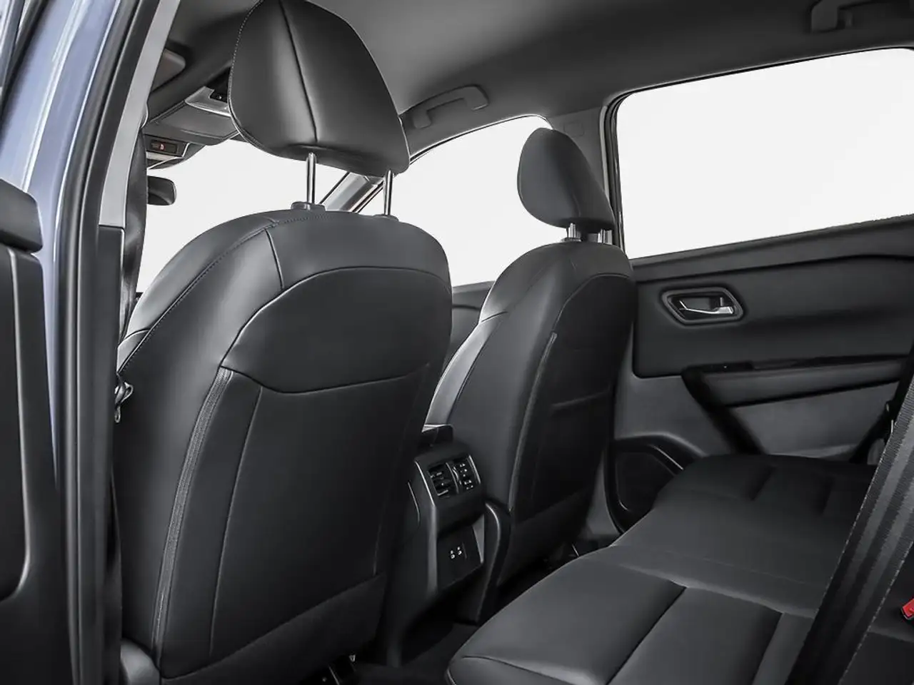 Nissan Rogue fotografie Nissan Rogue