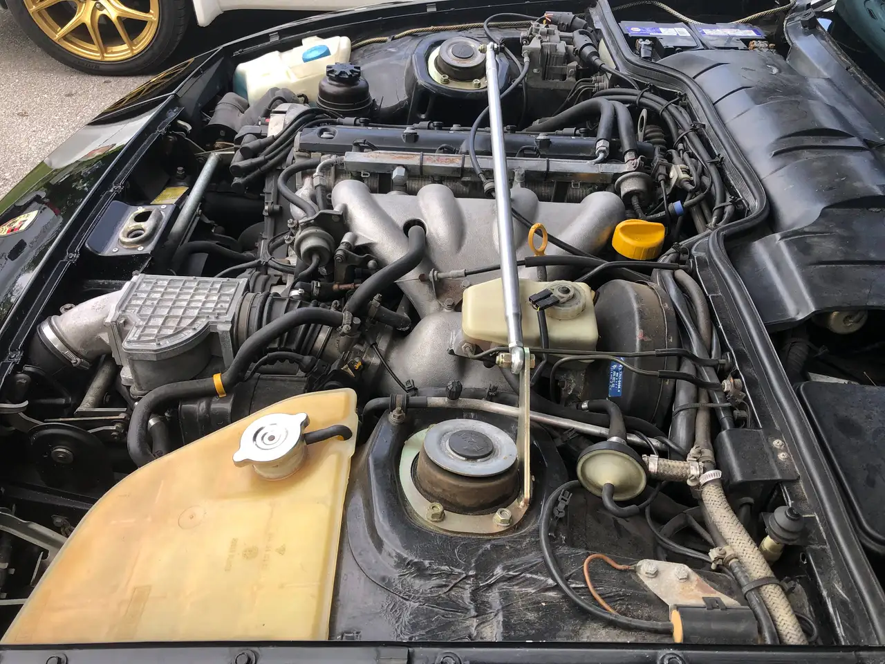 Porsche 944 photo Porsche 944