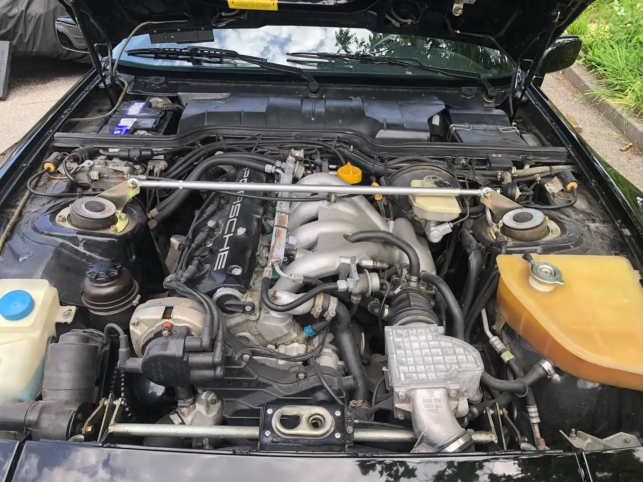 Porsche 944 photo Porsche 944