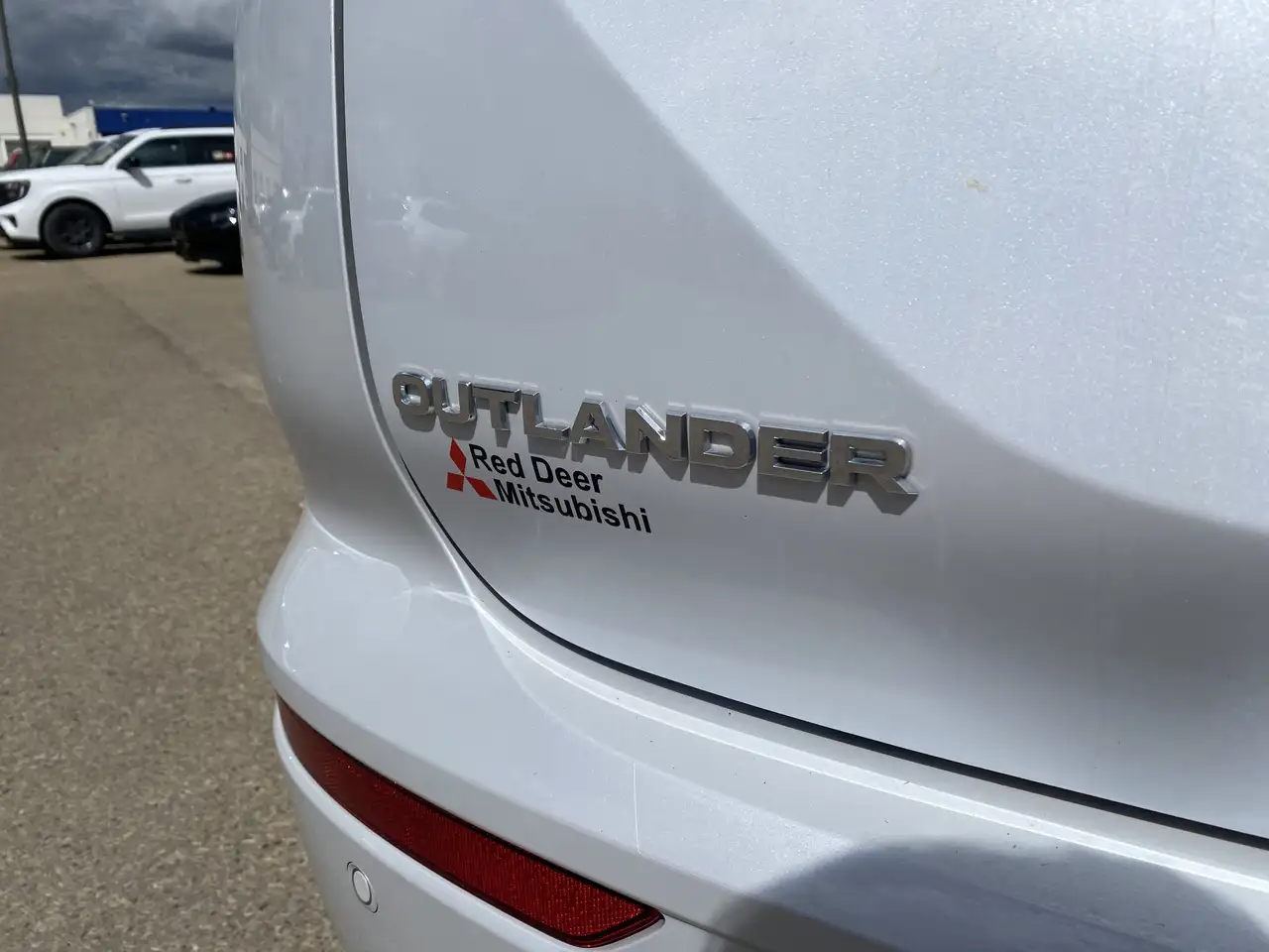 Mitsubishi Outlander снимка Mitsubishi Outlander