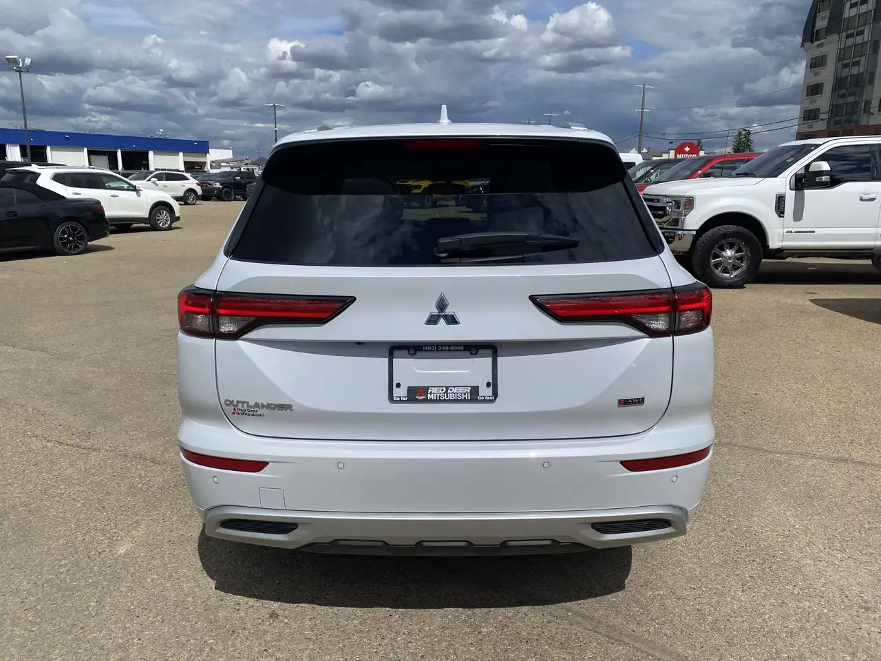 Mitsubishi Outlander снимка Mitsubishi Outlander