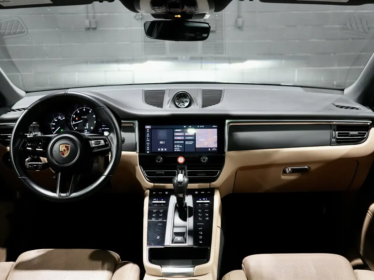 Porsche Macan снимка Porsche Macan