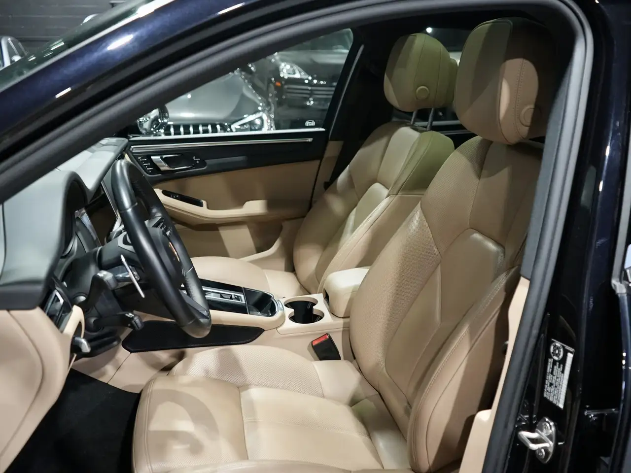Porsche Macan снимка Porsche Macan
