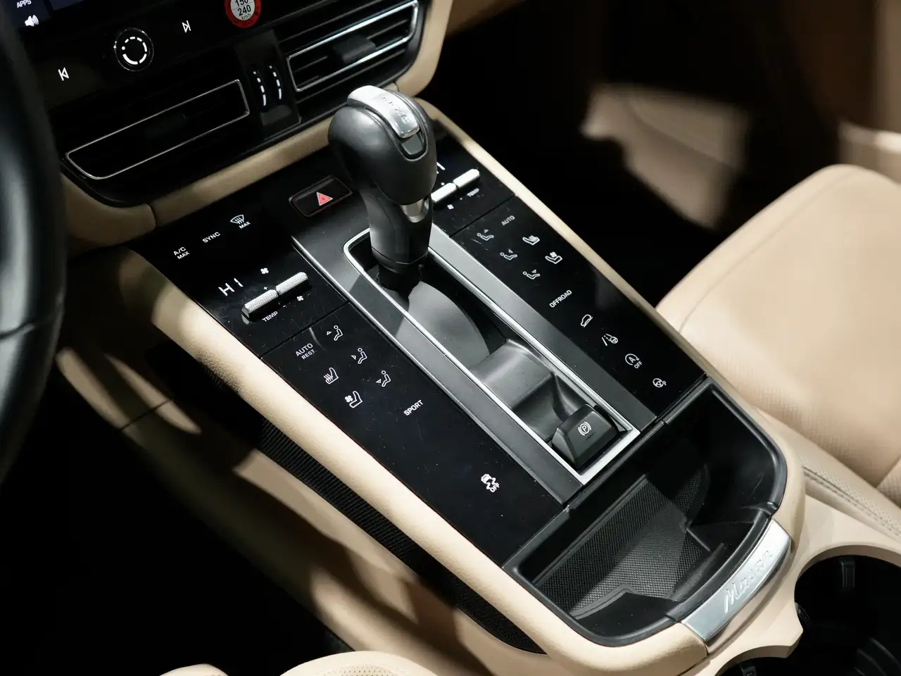 Porsche Macan снимка Porsche Macan