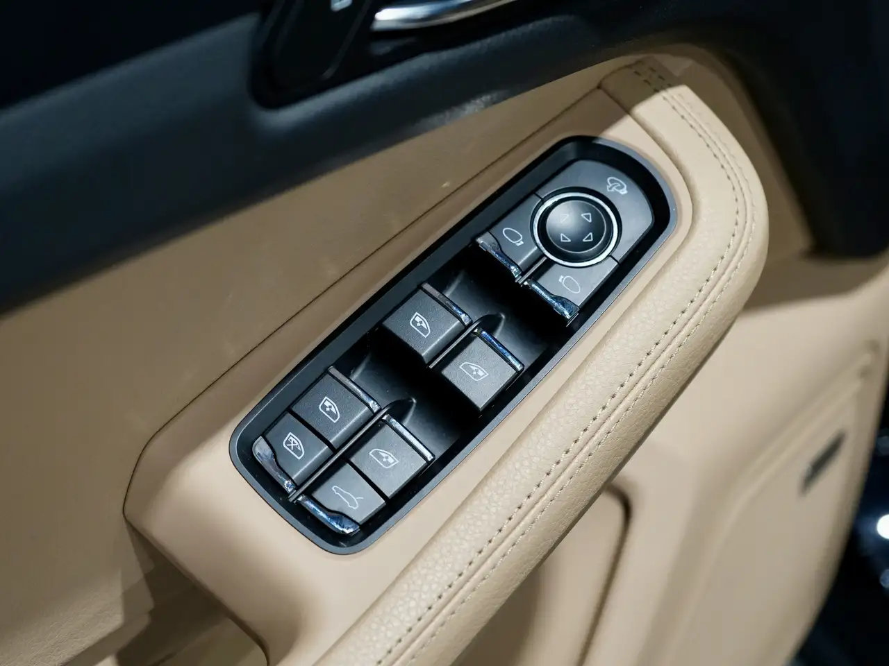 Porsche Macan снимка Porsche Macan