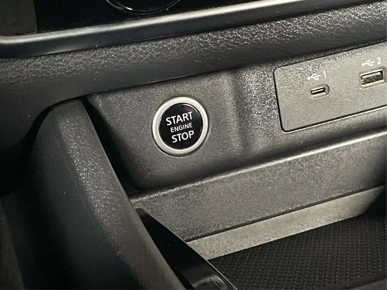 Nissan Rogue photo Nissan Rogue