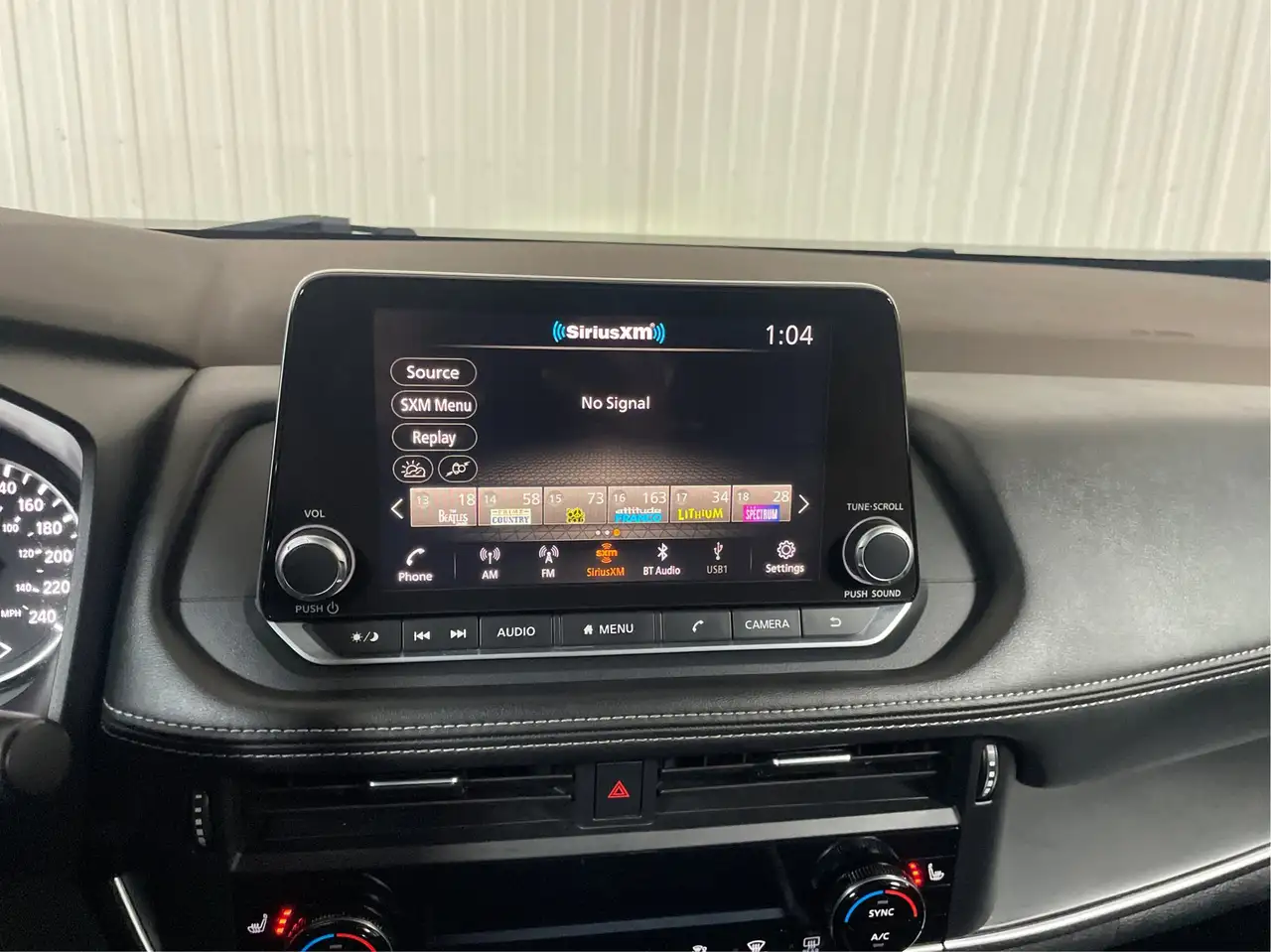 Nissan Rogue photo Nissan Rogue
