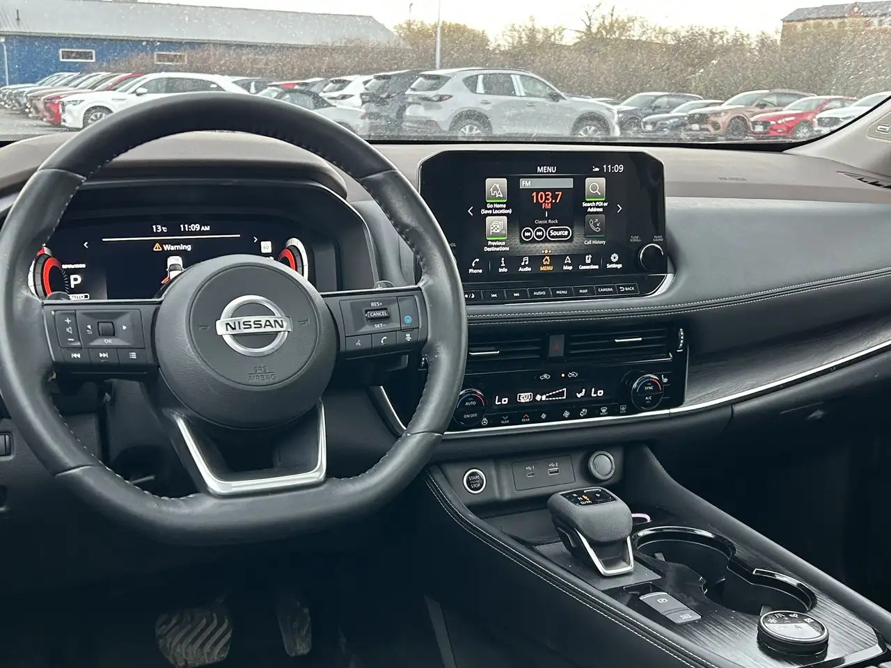 Nissan Rogue photo Nissan Rogue