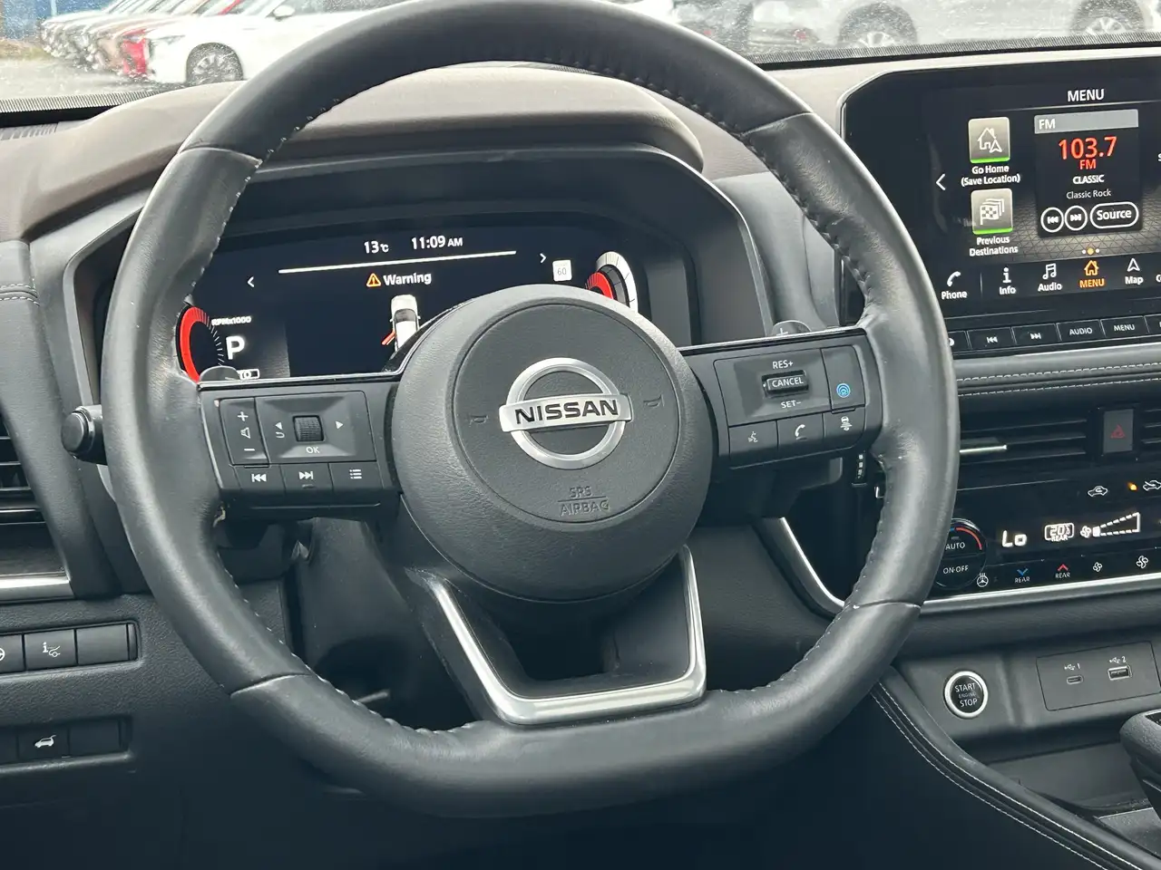 Nissan Rogue photo Nissan Rogue