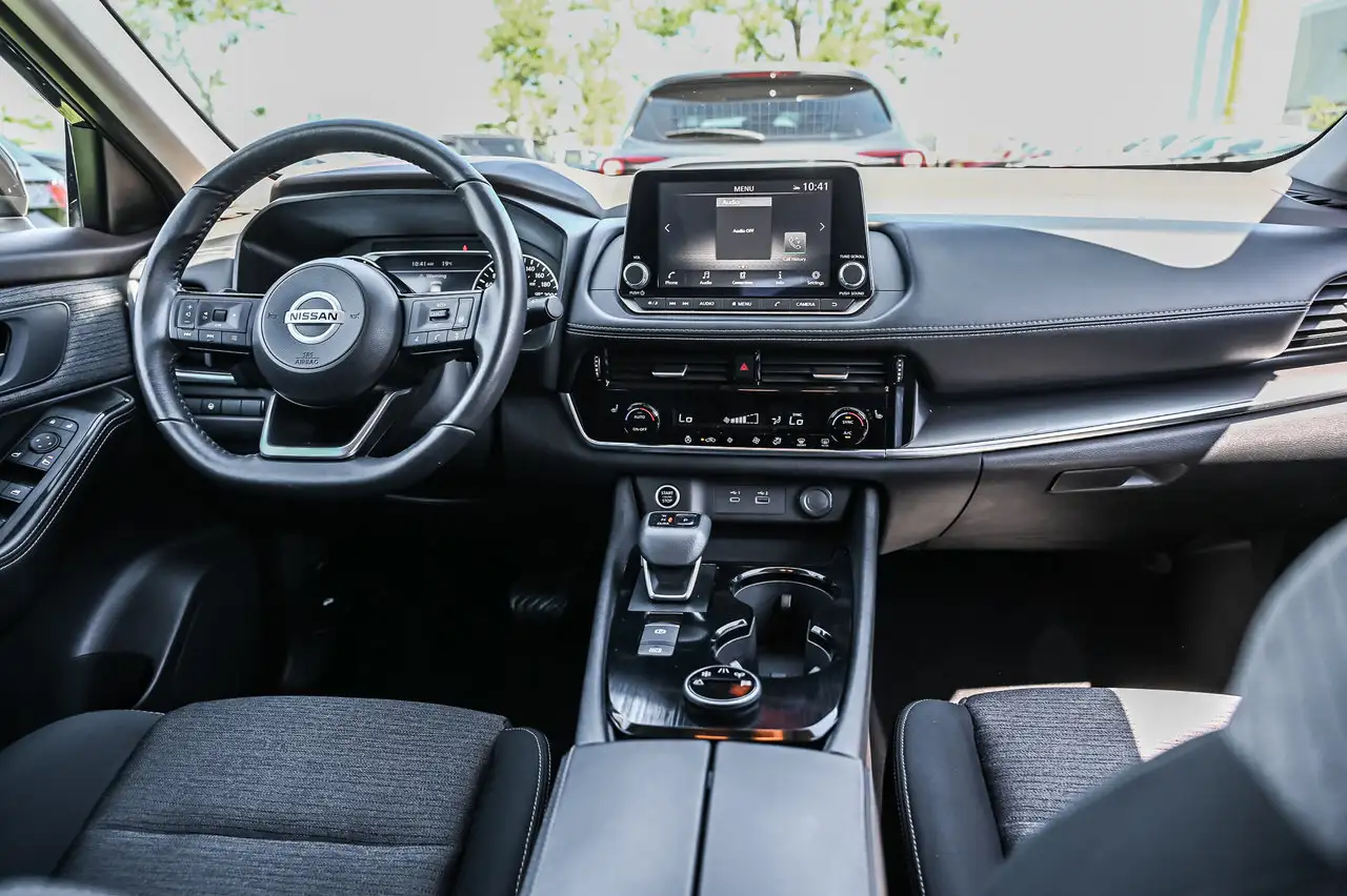 Nissan Rogue photo Nissan Rogue