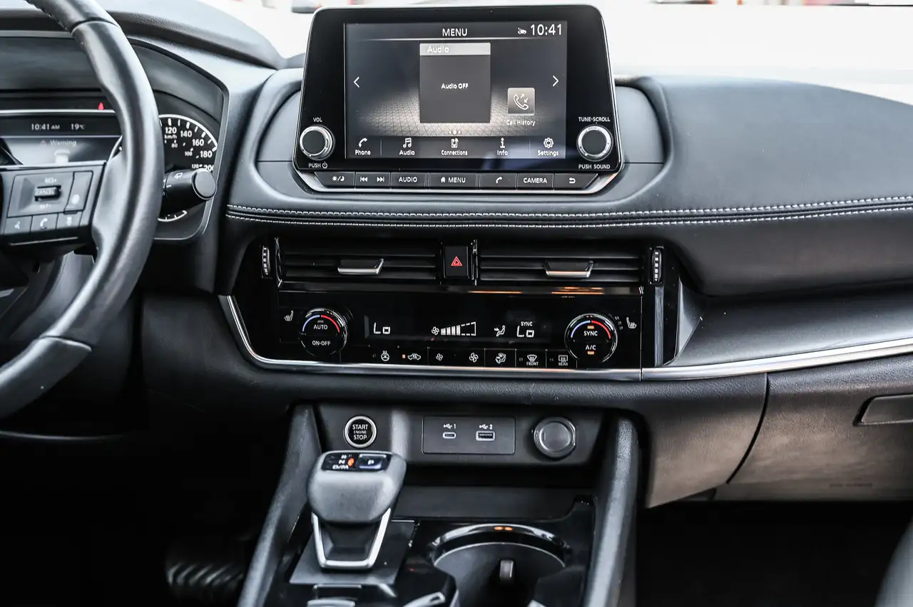 Nissan Rogue photo Nissan Rogue