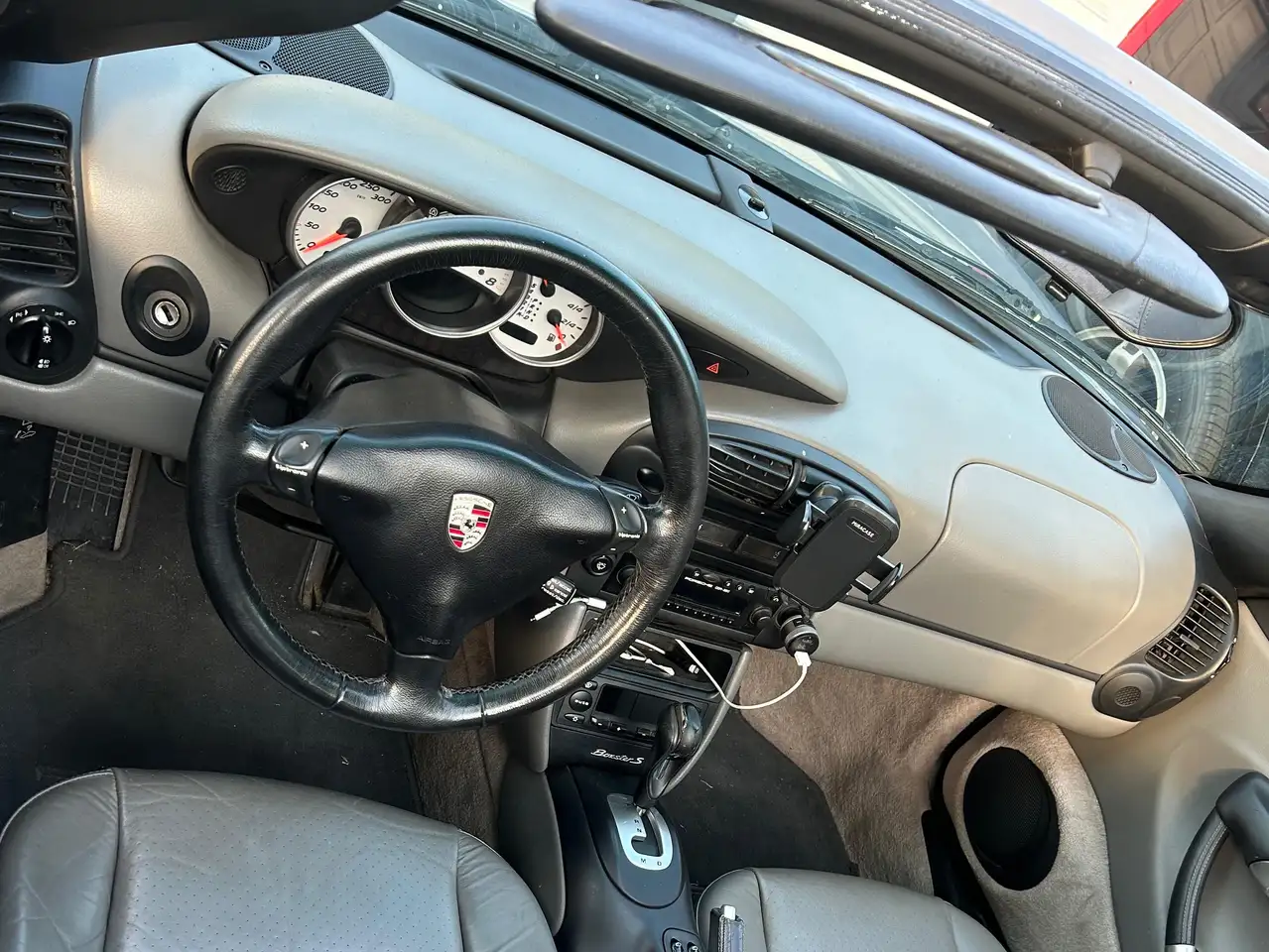 Porsche Boxster снимка Porsche Boxster