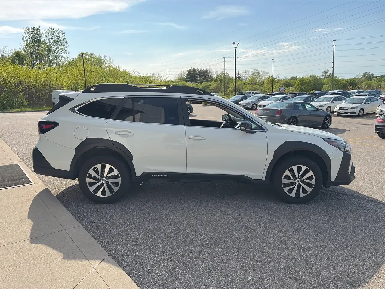 Subaru OUTBACK photo Subaru OUTBACK