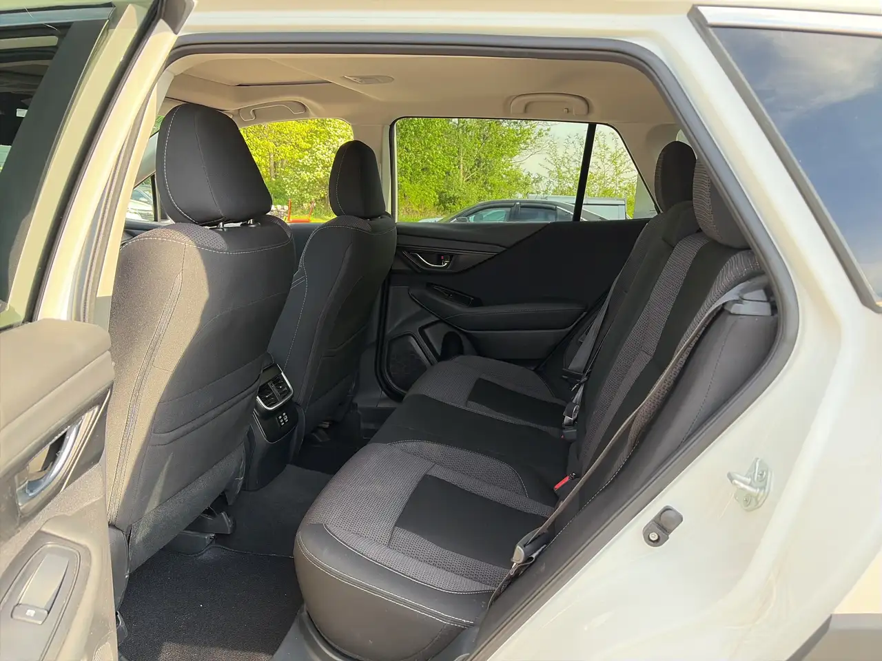 Subaru OUTBACK photo Subaru OUTBACK