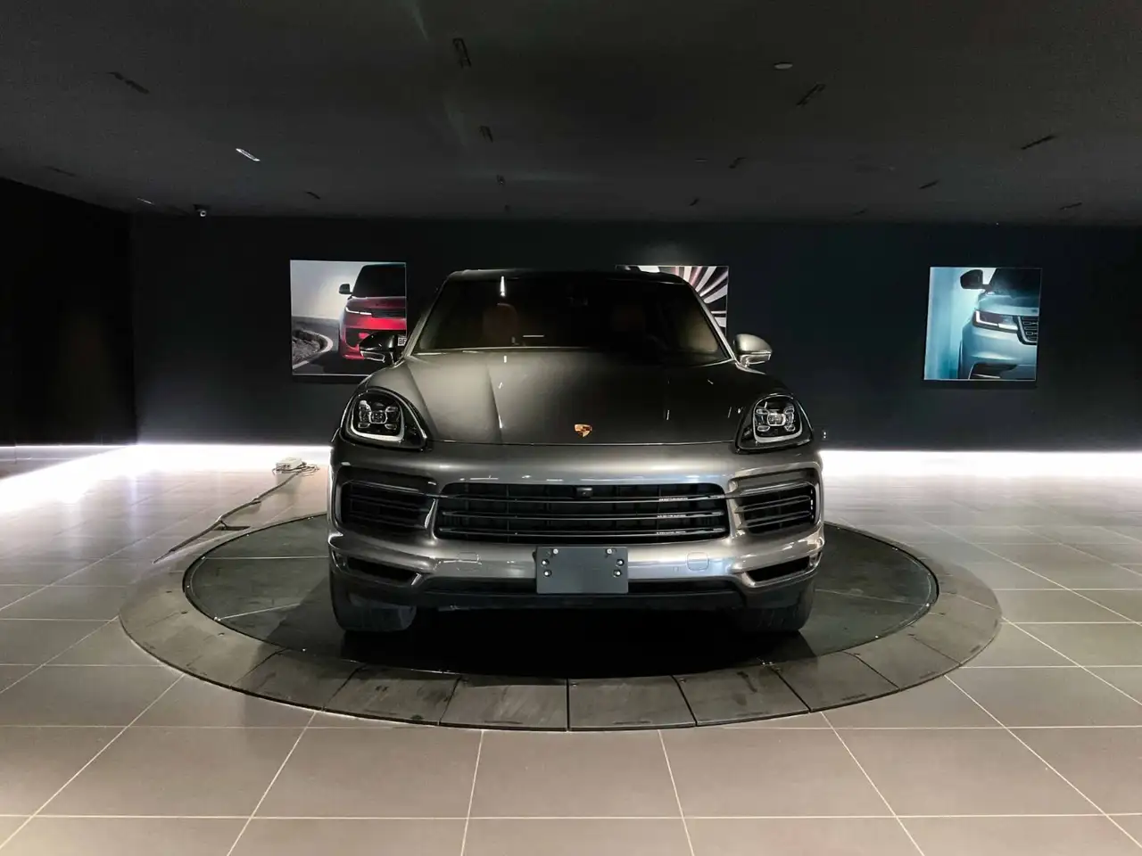 Porsche Cayenne photo Porsche Cayenne