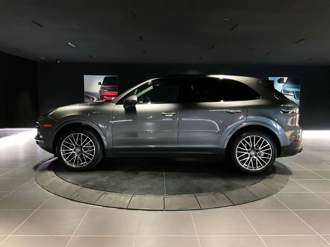 Porsche Cayenne photo Porsche Cayenne