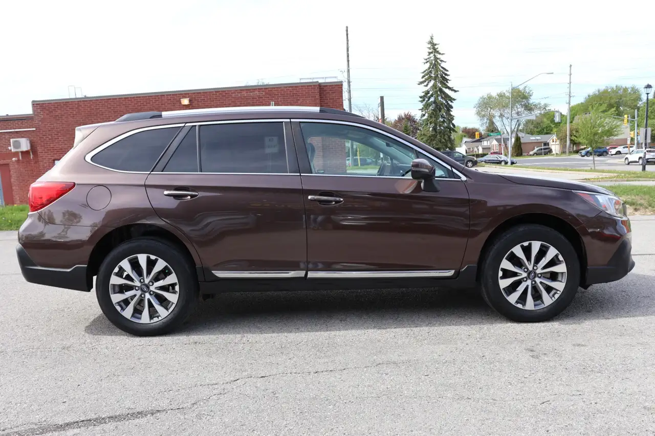 Subaru OUTBACK photo Subaru OUTBACK