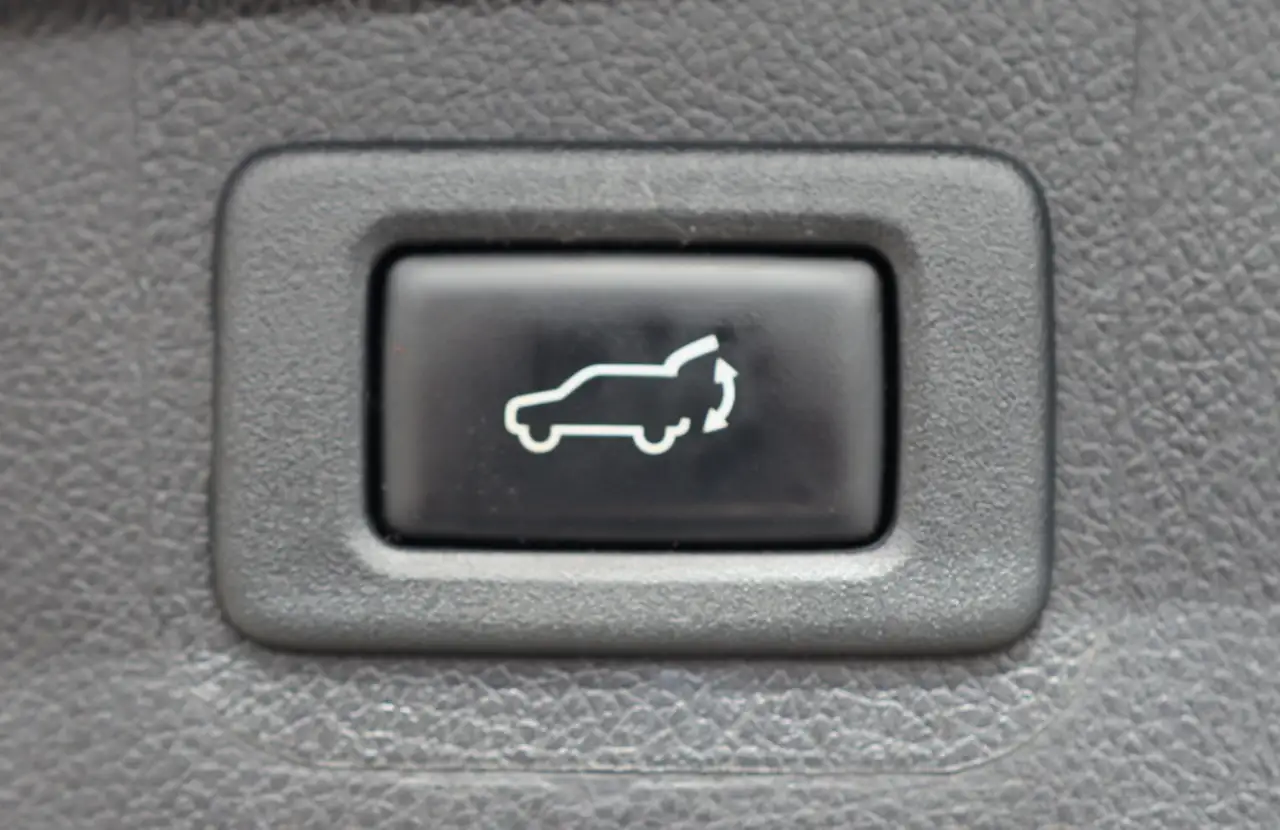 Subaru OUTBACK photo Subaru OUTBACK