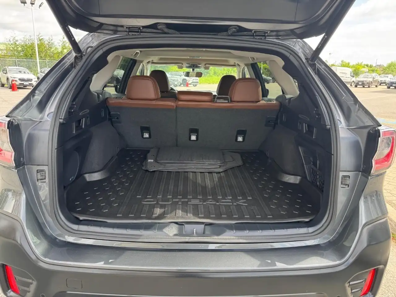 Subaru OUTBACK снимка Subaru OUTBACK