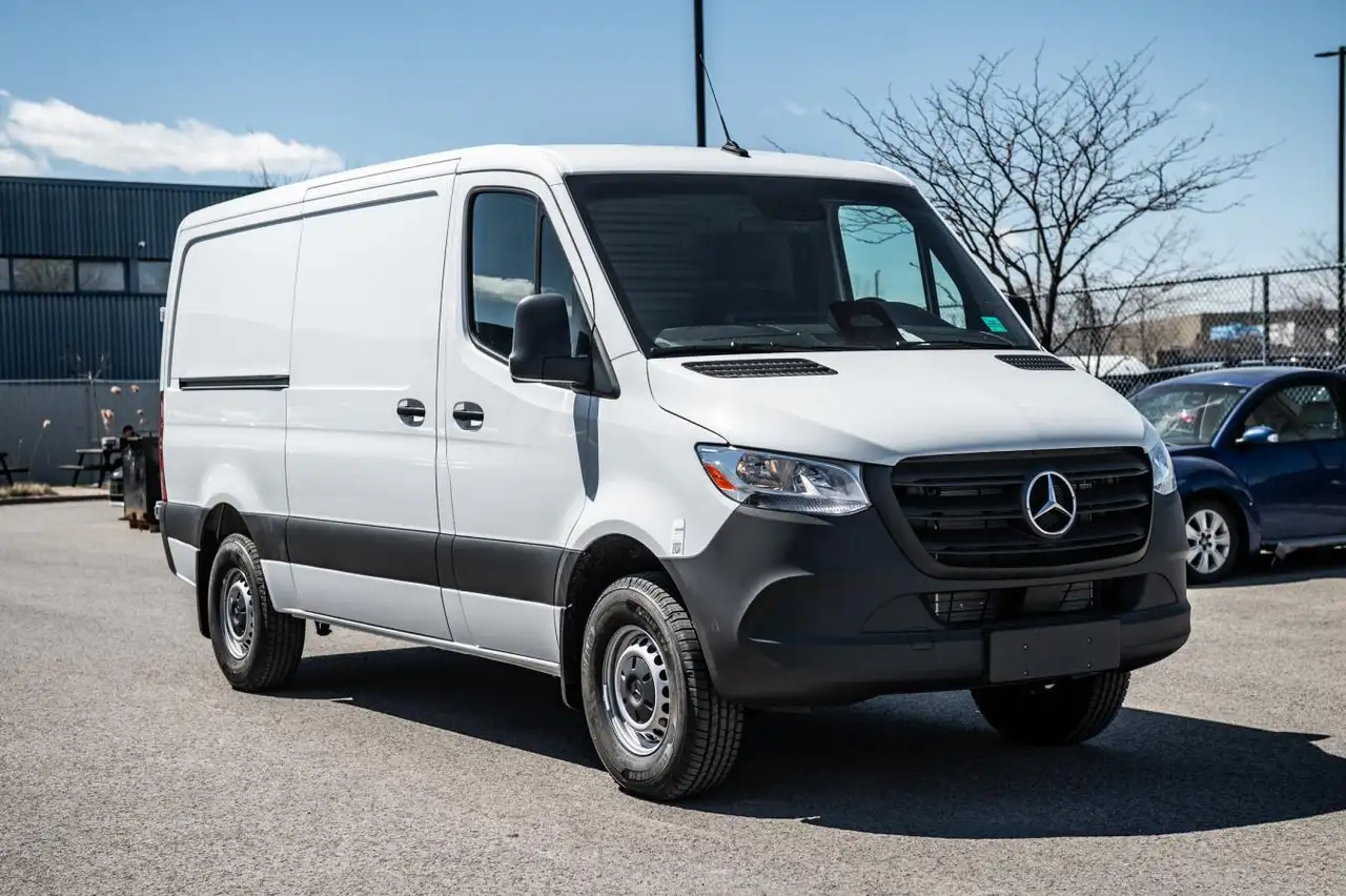Mercedes-Benz Sprinter снимка Mercedes-Benz Sprinter