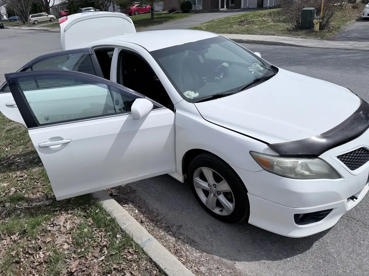 Toyota Camry снимка Toyota Camry