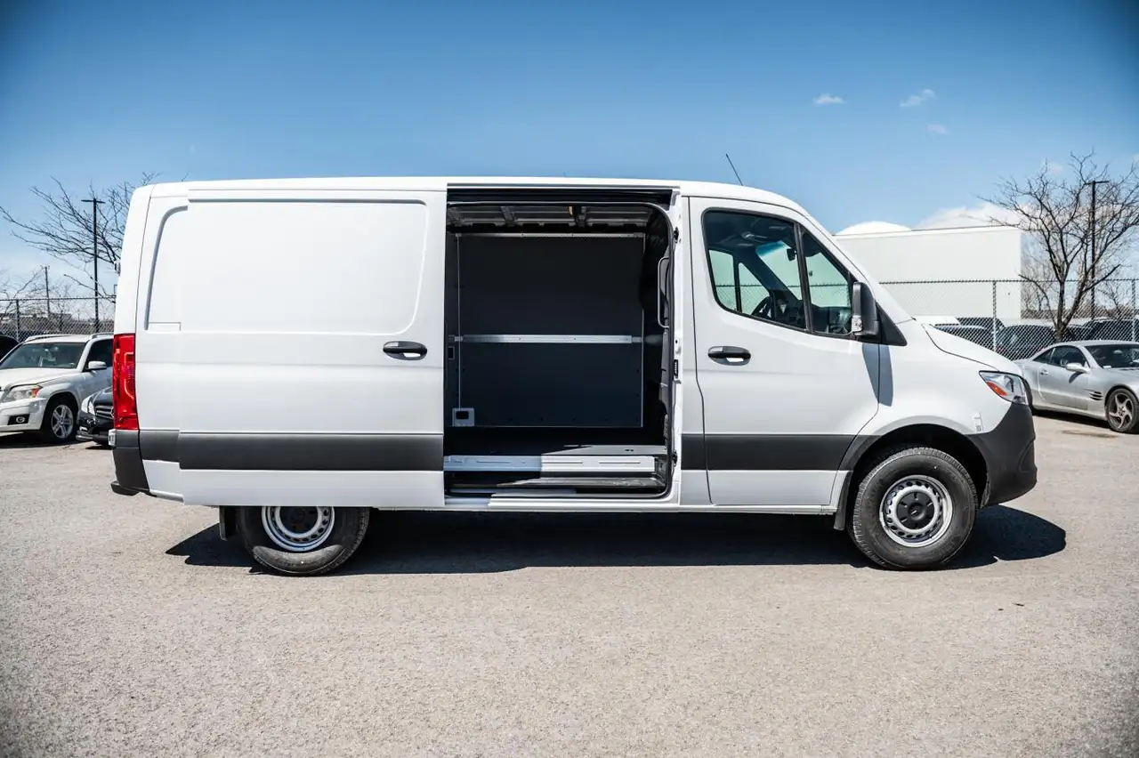 Mercedes-Benz Sprinter снимка Mercedes-Benz Sprinter