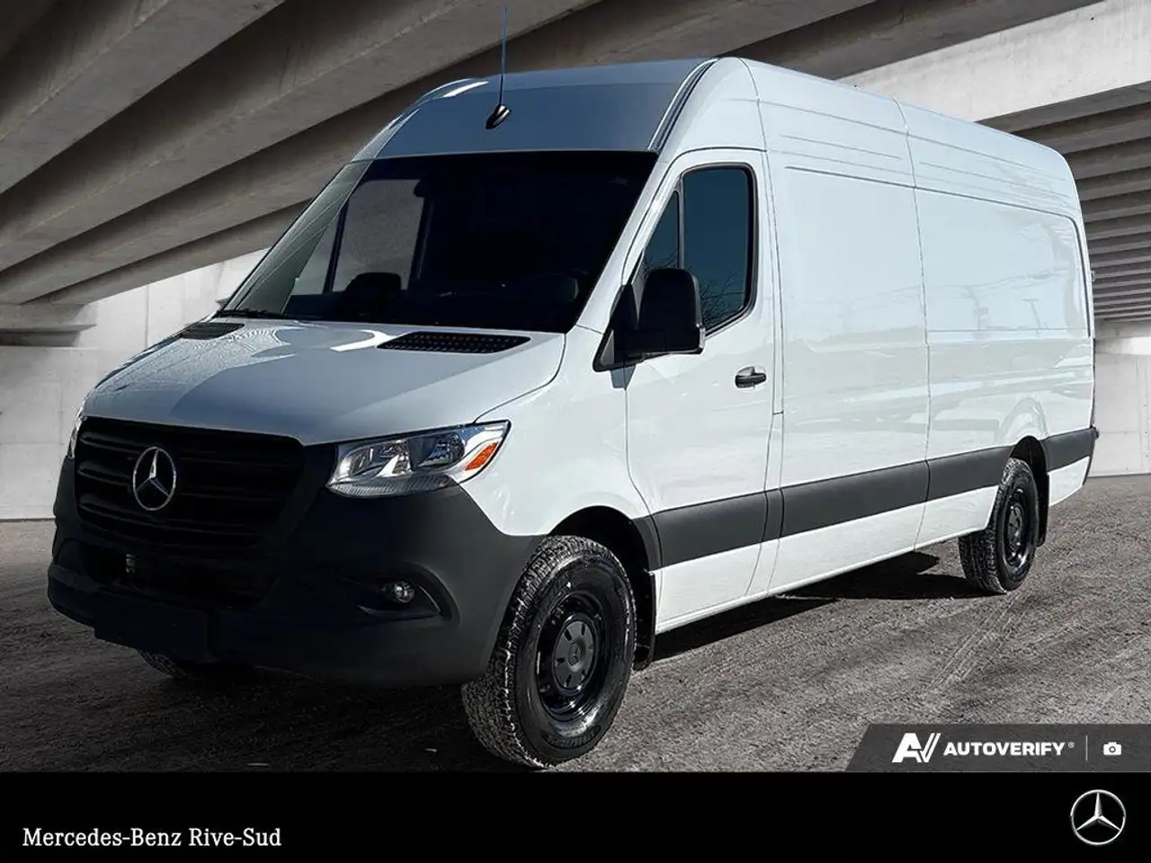 Mercedes-Benz Sprinter снимка Mercedes-Benz Sprinter