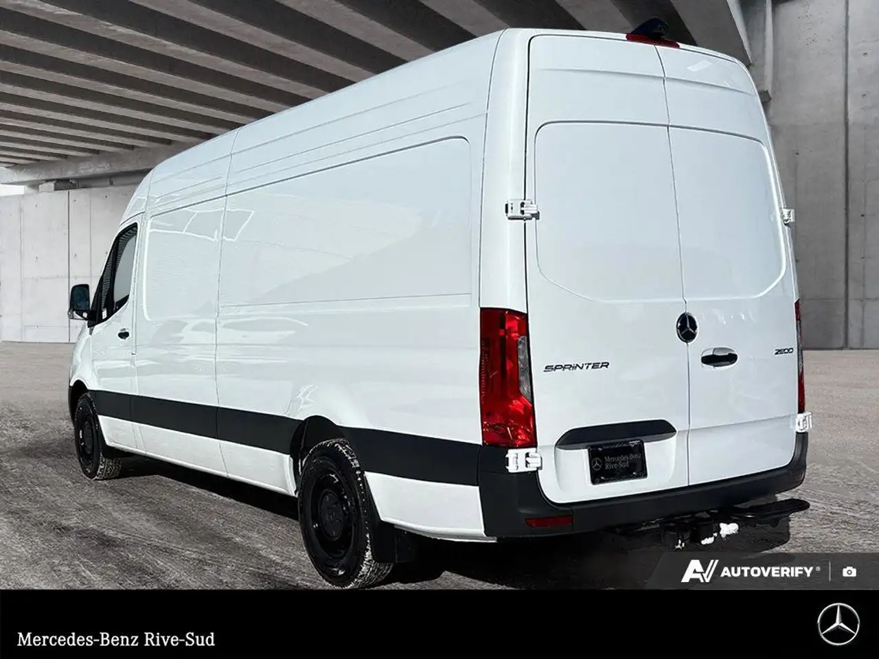 Mercedes-Benz Sprinter снимка Mercedes-Benz Sprinter