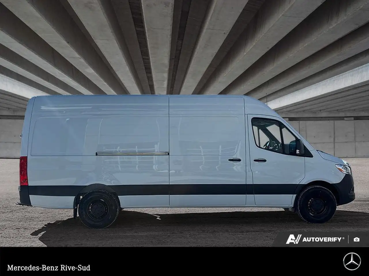 Mercedes-Benz Sprinter снимка Mercedes-Benz Sprinter