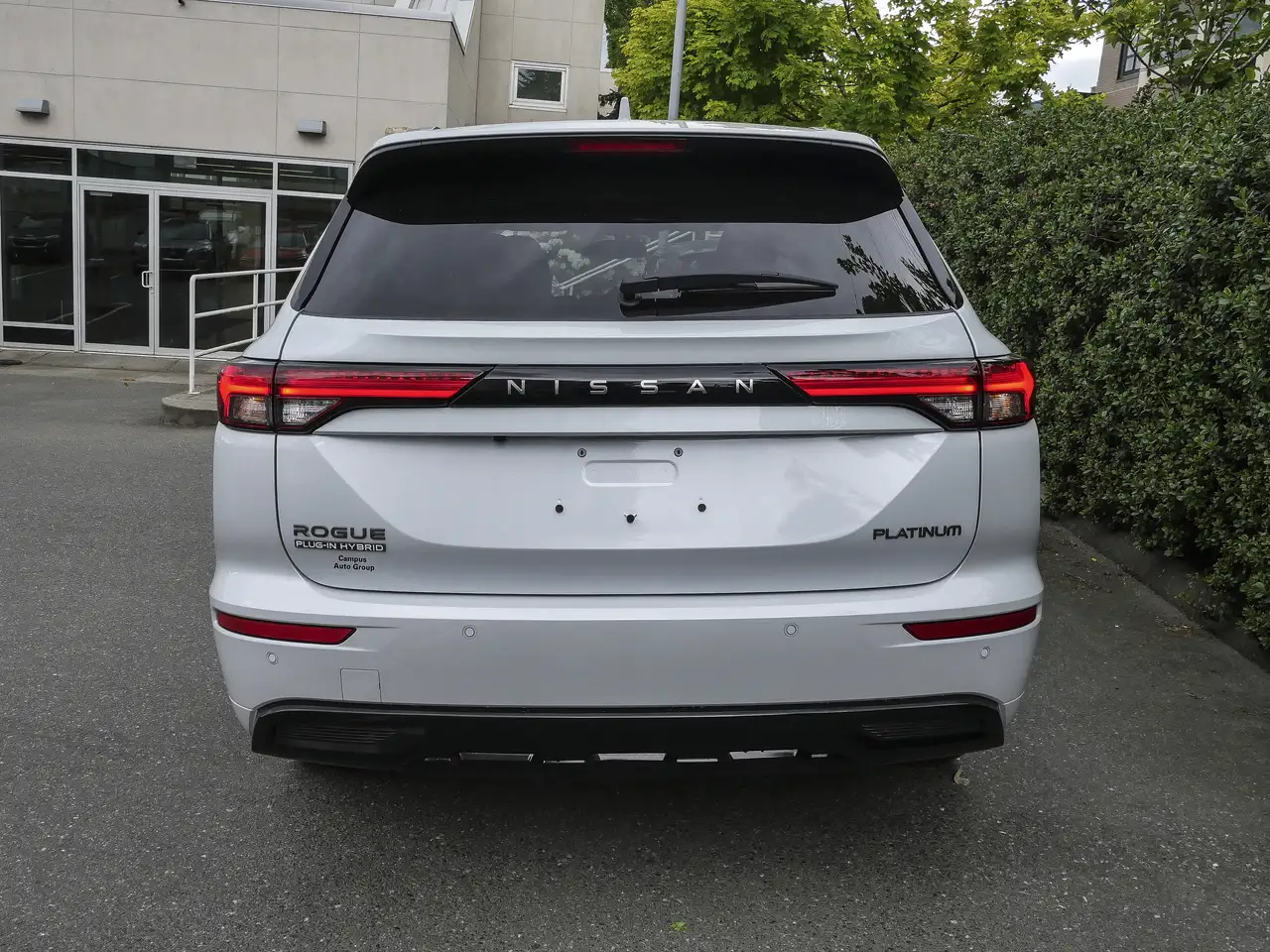 Nissan Rogue снимка Nissan Rogue