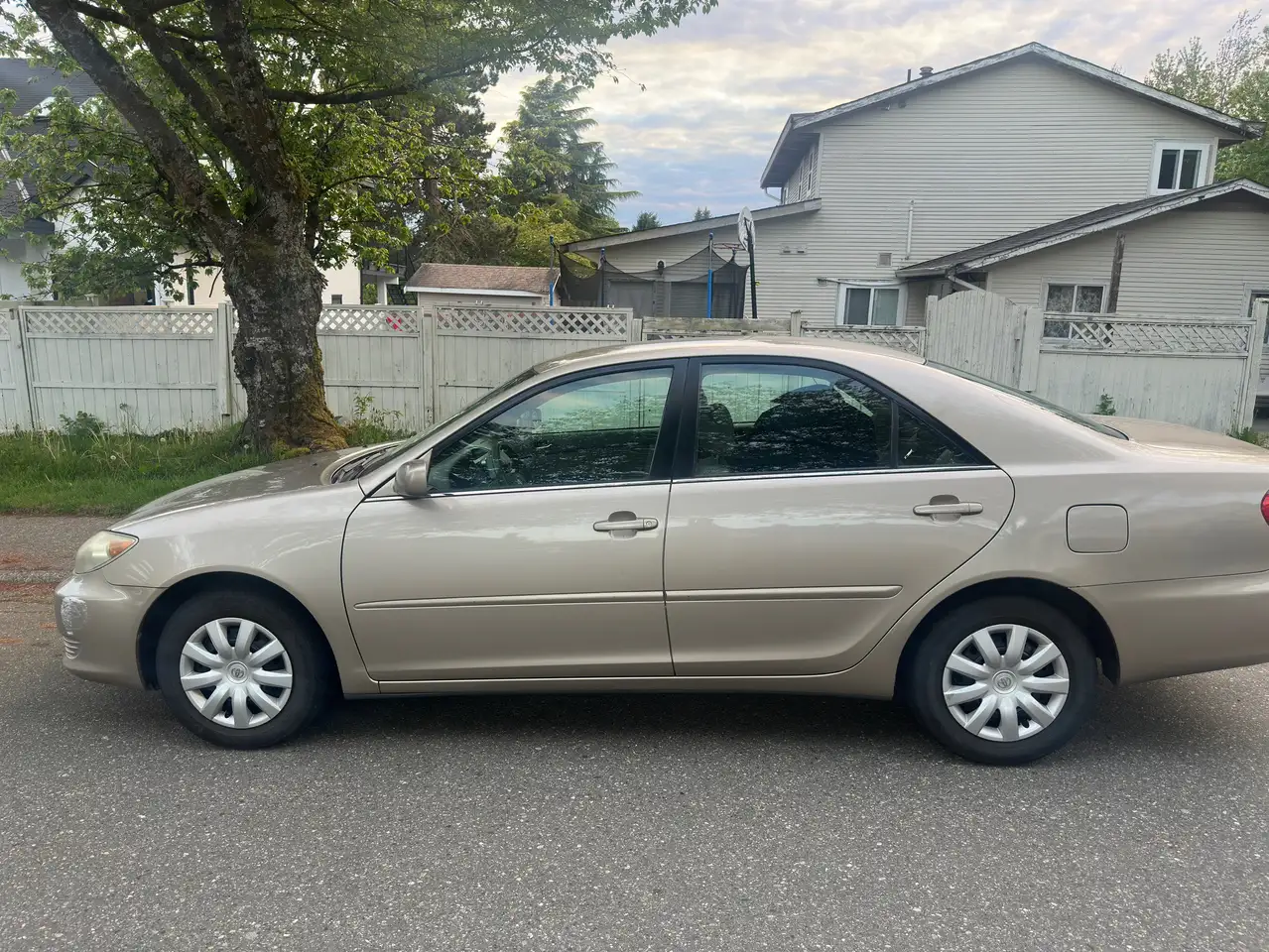 Toyota Camry photo Toyota Camry