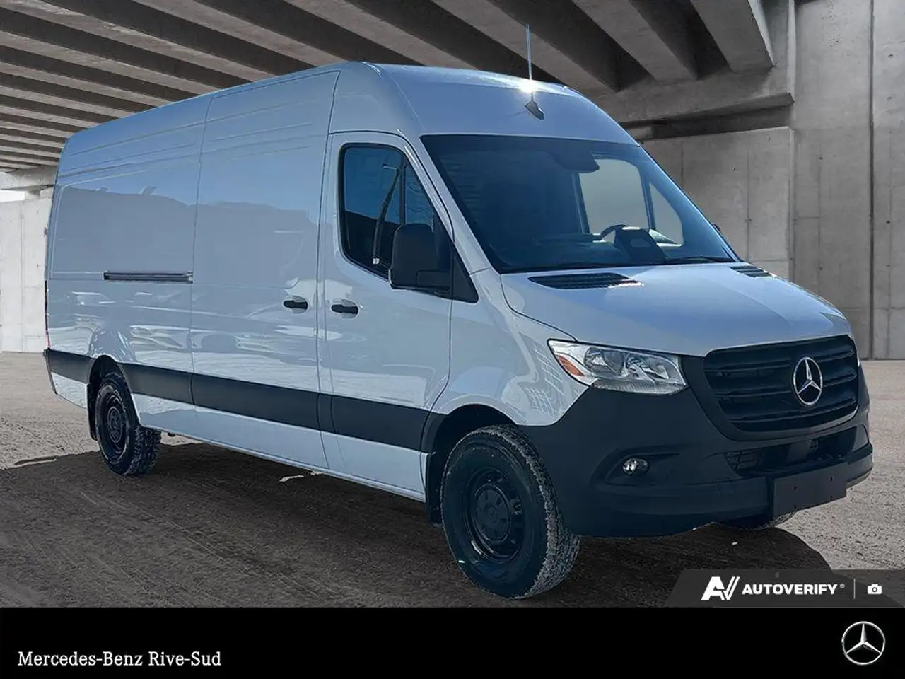 Mercedes-Benz Sprinter снимка Mercedes-Benz Sprinter