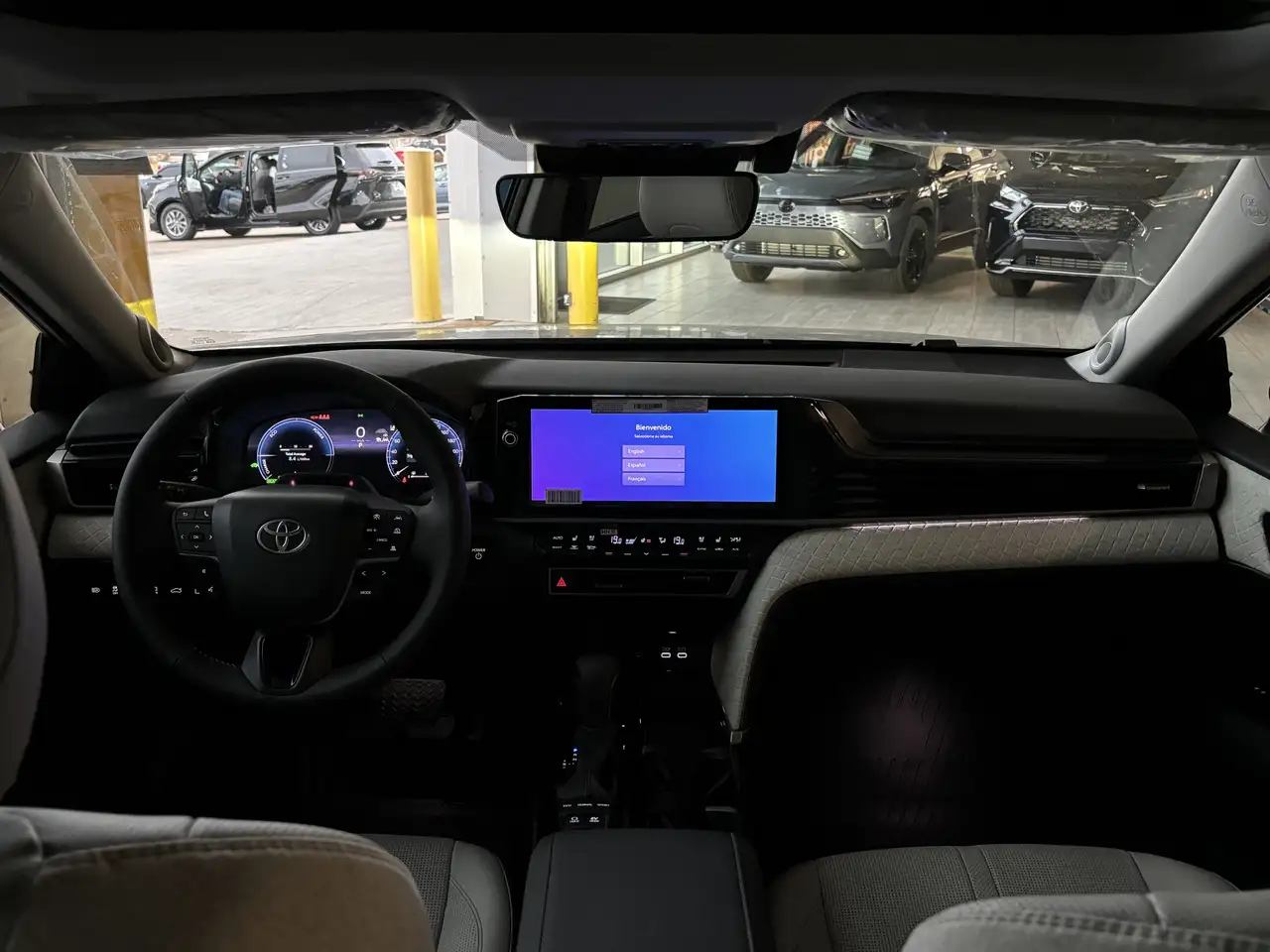 Toyota Camry снимка Toyota Camry
