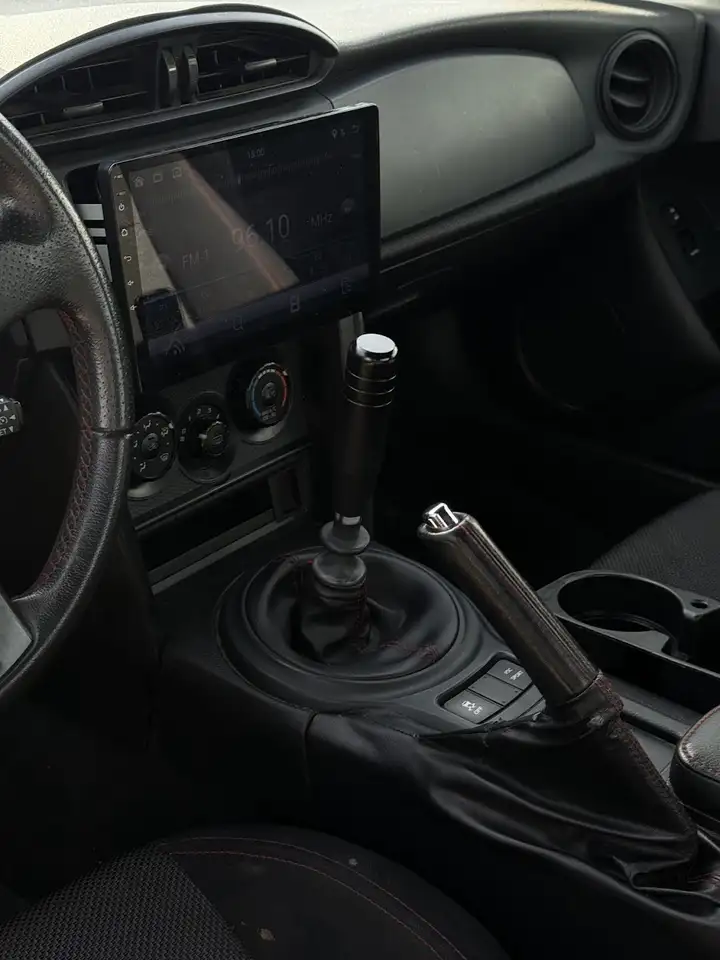 Subaru BRZ photo Subaru BRZ