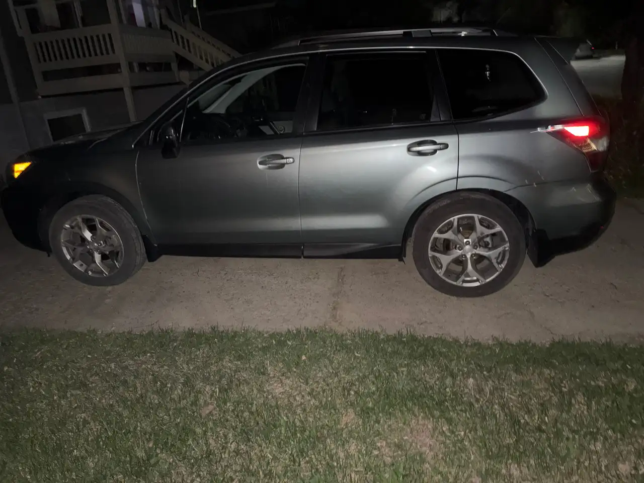 Subaru Forester снимка Subaru Forester