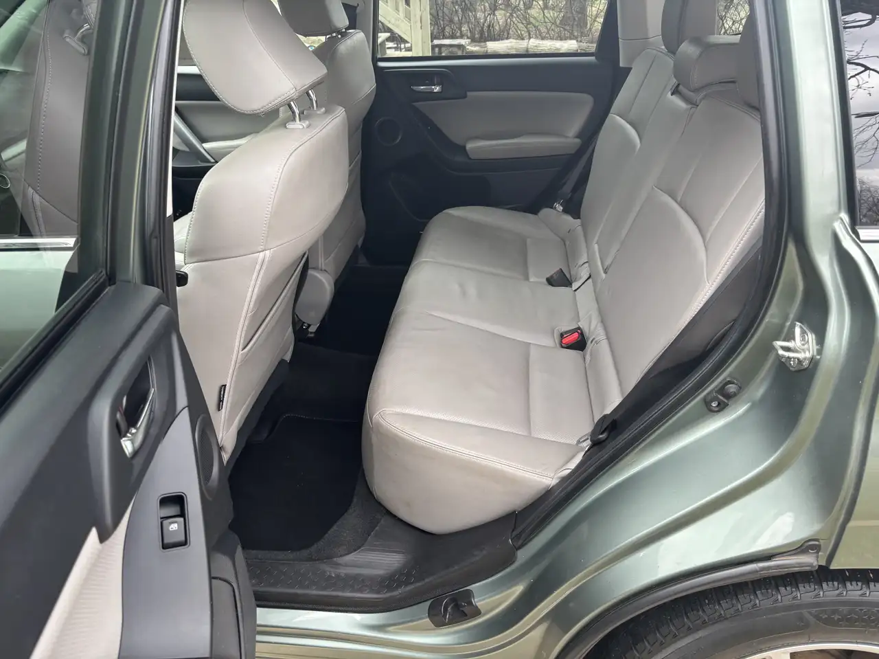 Subaru Forester снимка Subaru Forester