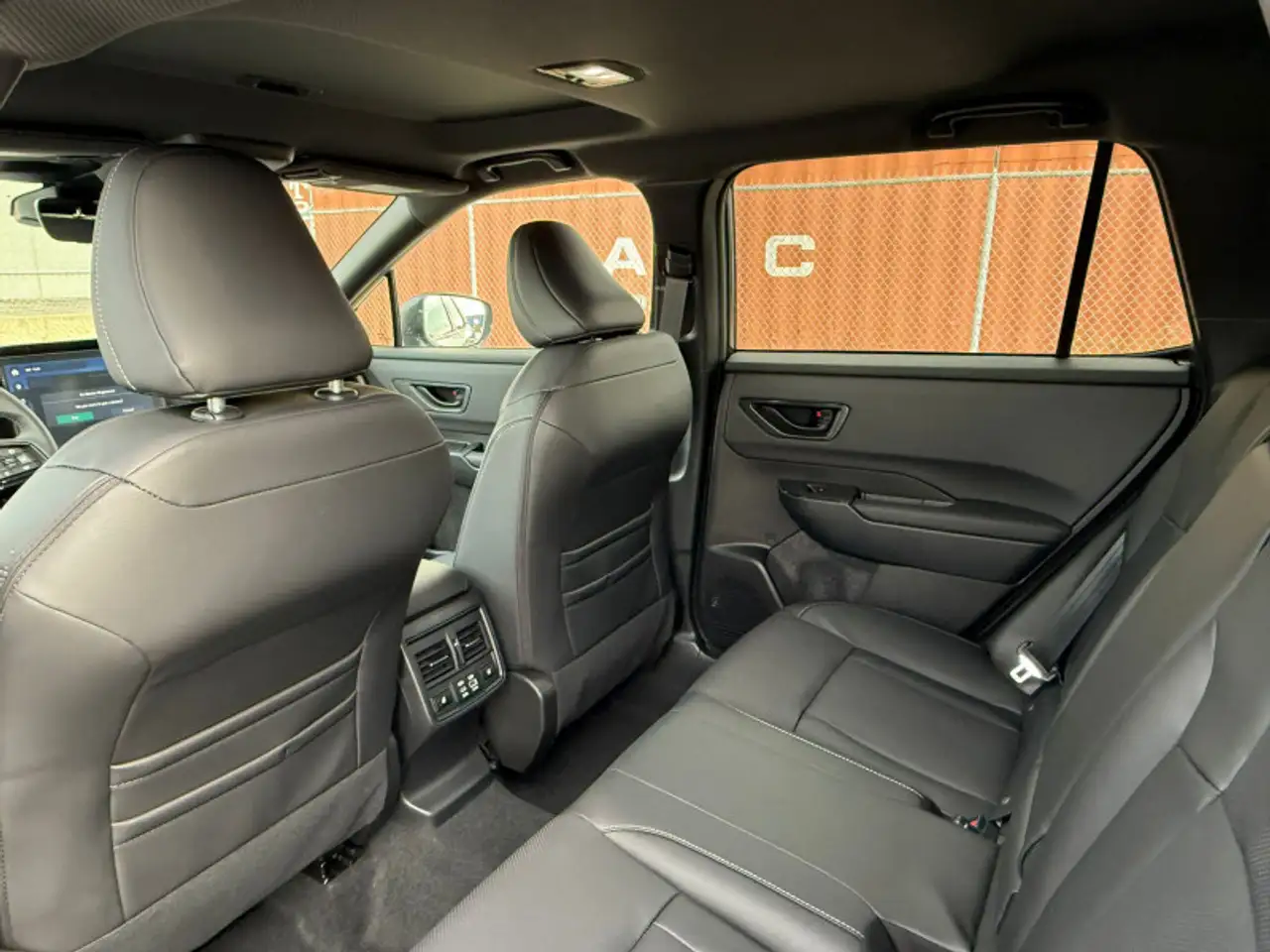 Subaru OUTBACK fotografie Subaru OUTBACK