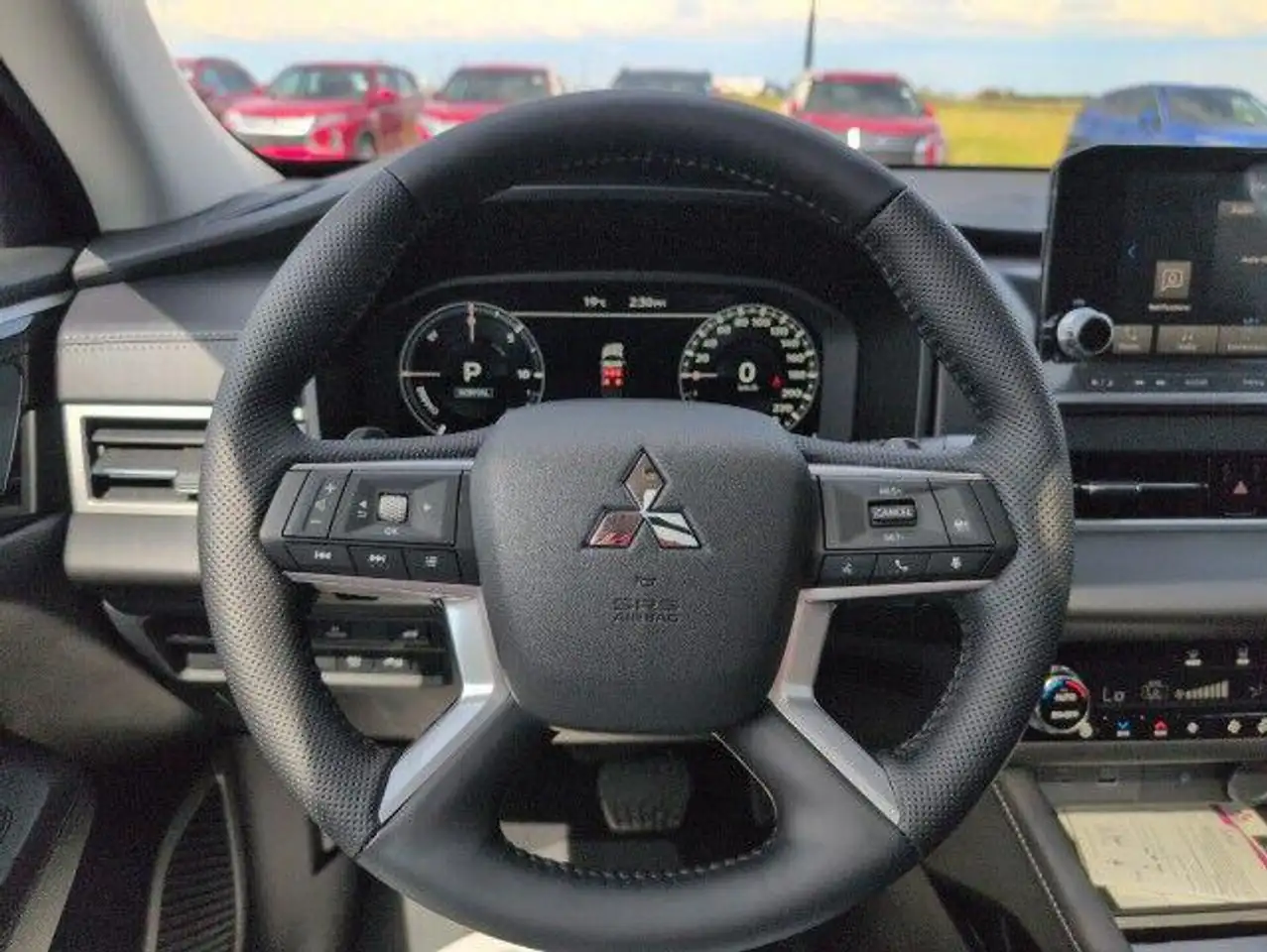 Mitsubishi Outlander снимка Mitsubishi Outlander