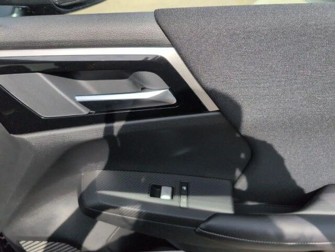 Mitsubishi Outlander снимка Mitsubishi Outlander