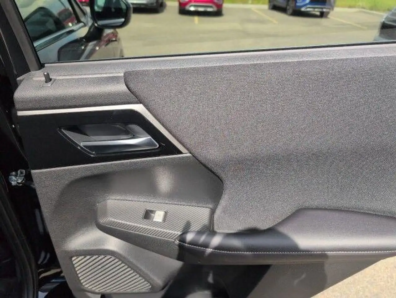 Mitsubishi Outlander снимка Mitsubishi Outlander
