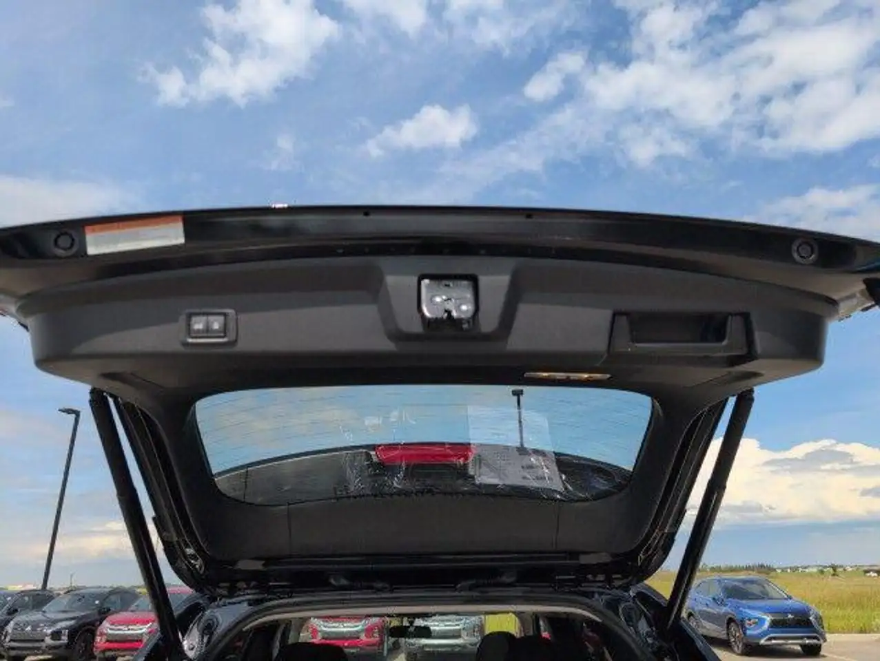 Mitsubishi Outlander снимка Mitsubishi Outlander