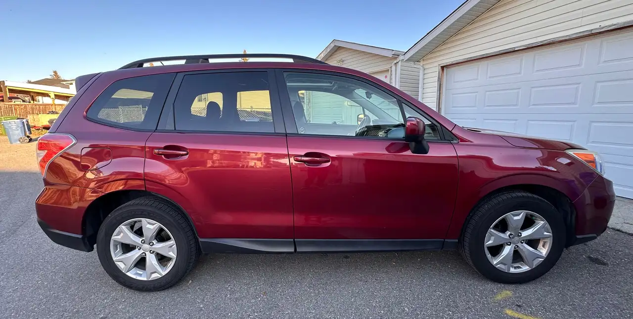 Subaru Forester photo Subaru Forester