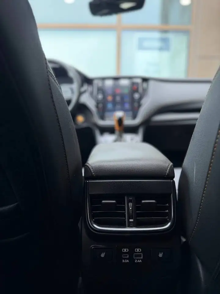 Subaru OUTBACK fotografie Subaru OUTBACK