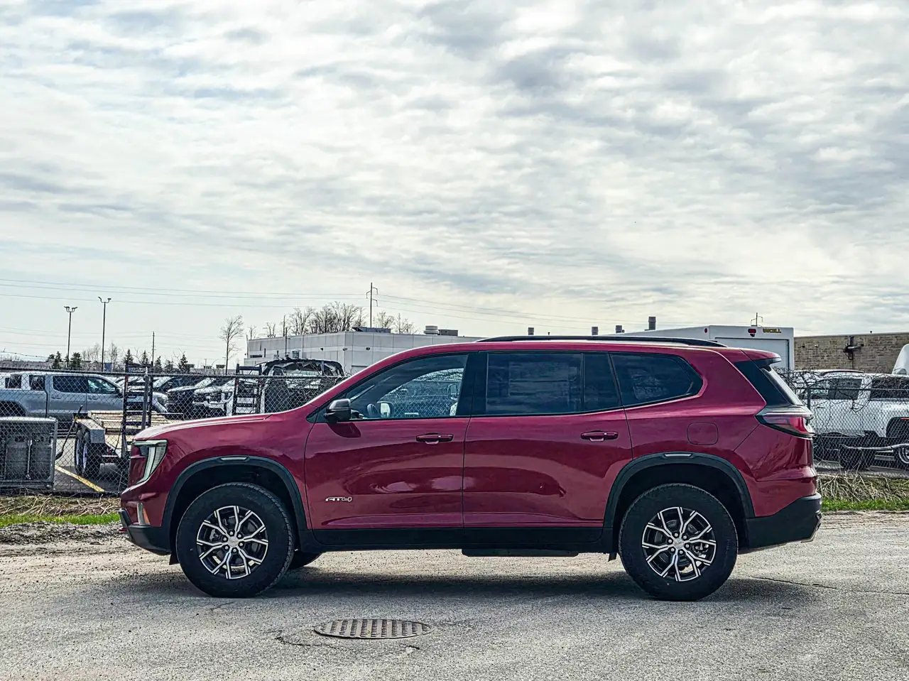 GMC Acadia снимка GMC Acadia