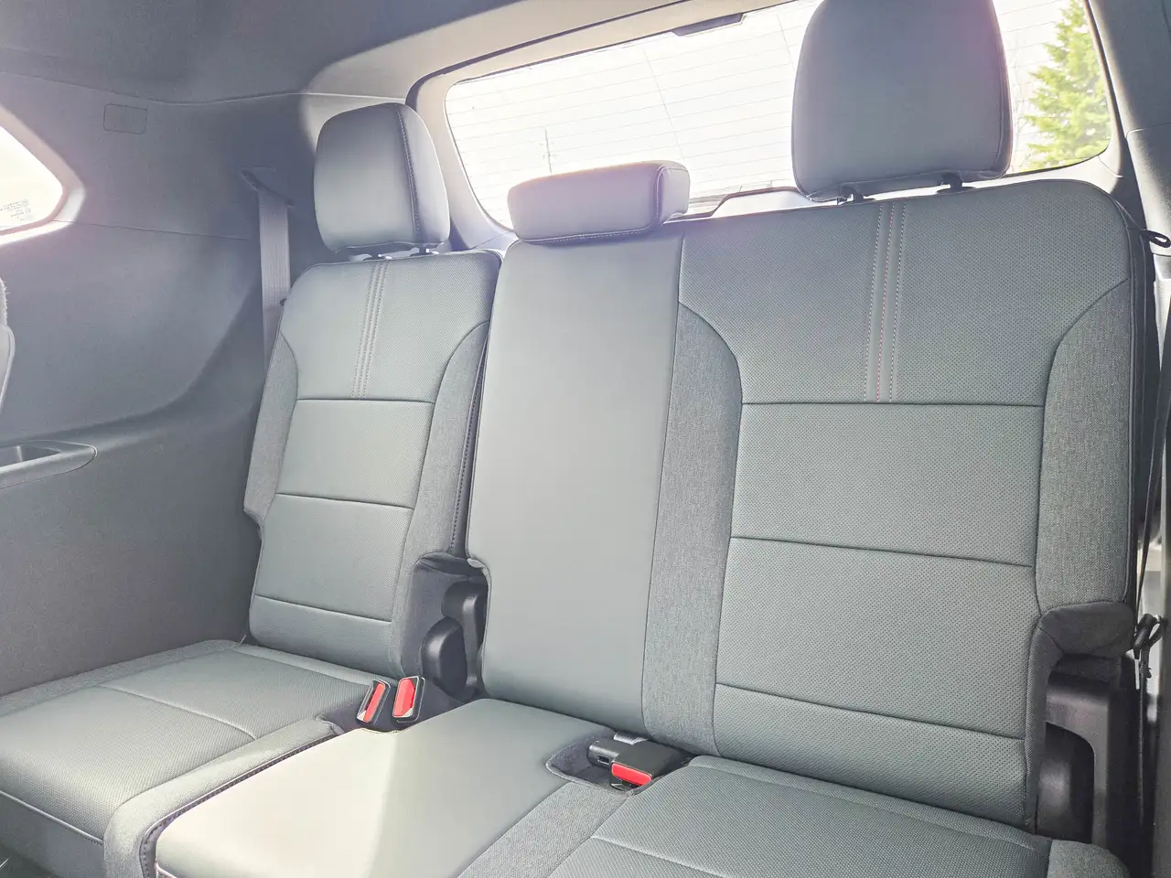 GMC Acadia снимка GMC Acadia