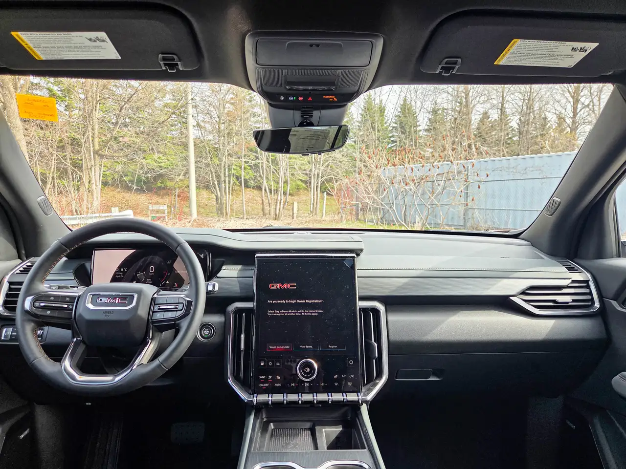 GMC Acadia снимка GMC Acadia