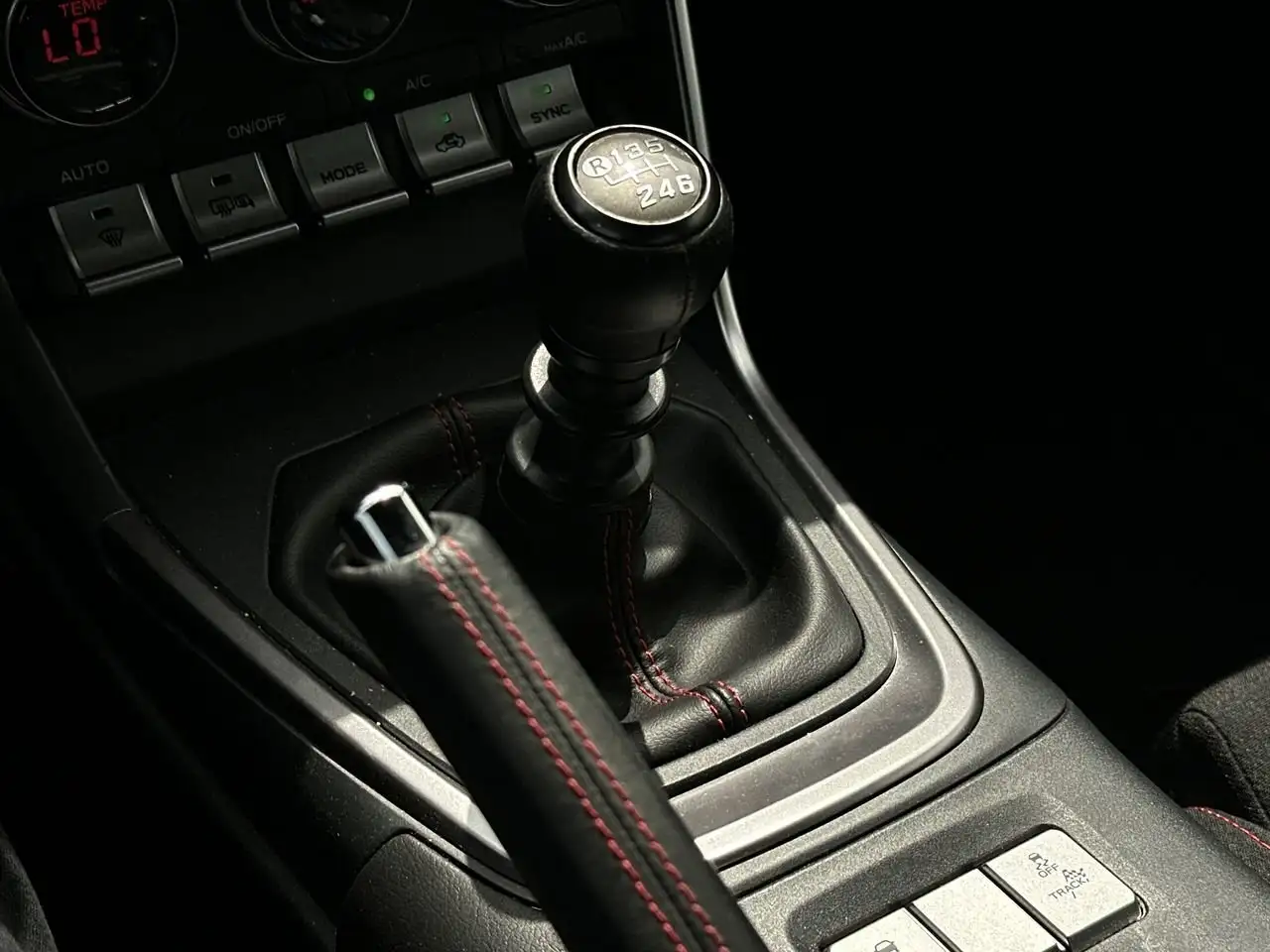 Subaru BRZ photo Subaru BRZ