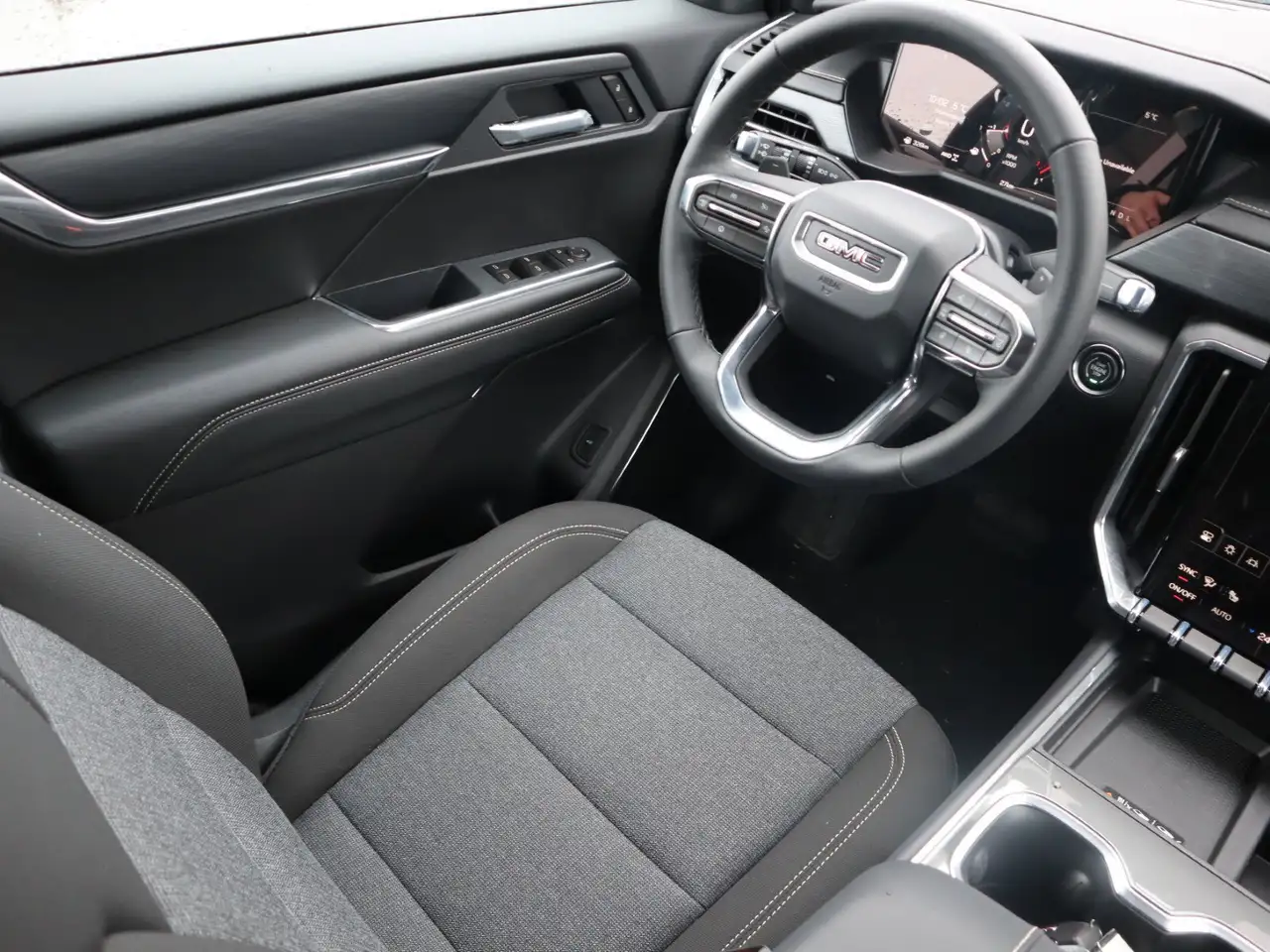 GMC Acadia снимка GMC Acadia